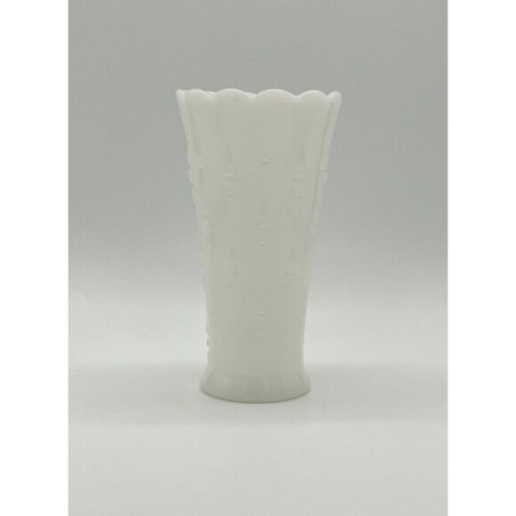Anchor Hocking Other - Vintage 1940 Anchor Hocking Milk Glass Scalped Rim Teardrop Pearl Dot Arrow Vase